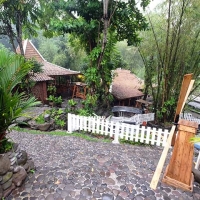 Kampung Flory, Kopi Keceh, Bali Ndeso
