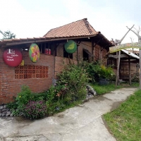 Kampung Flory, Kopi Keceh, Bali Ndeso