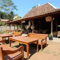 image for pawon purba: sensasi kuliner desa dengan pemandangan indah gunung api purba nglanggeran